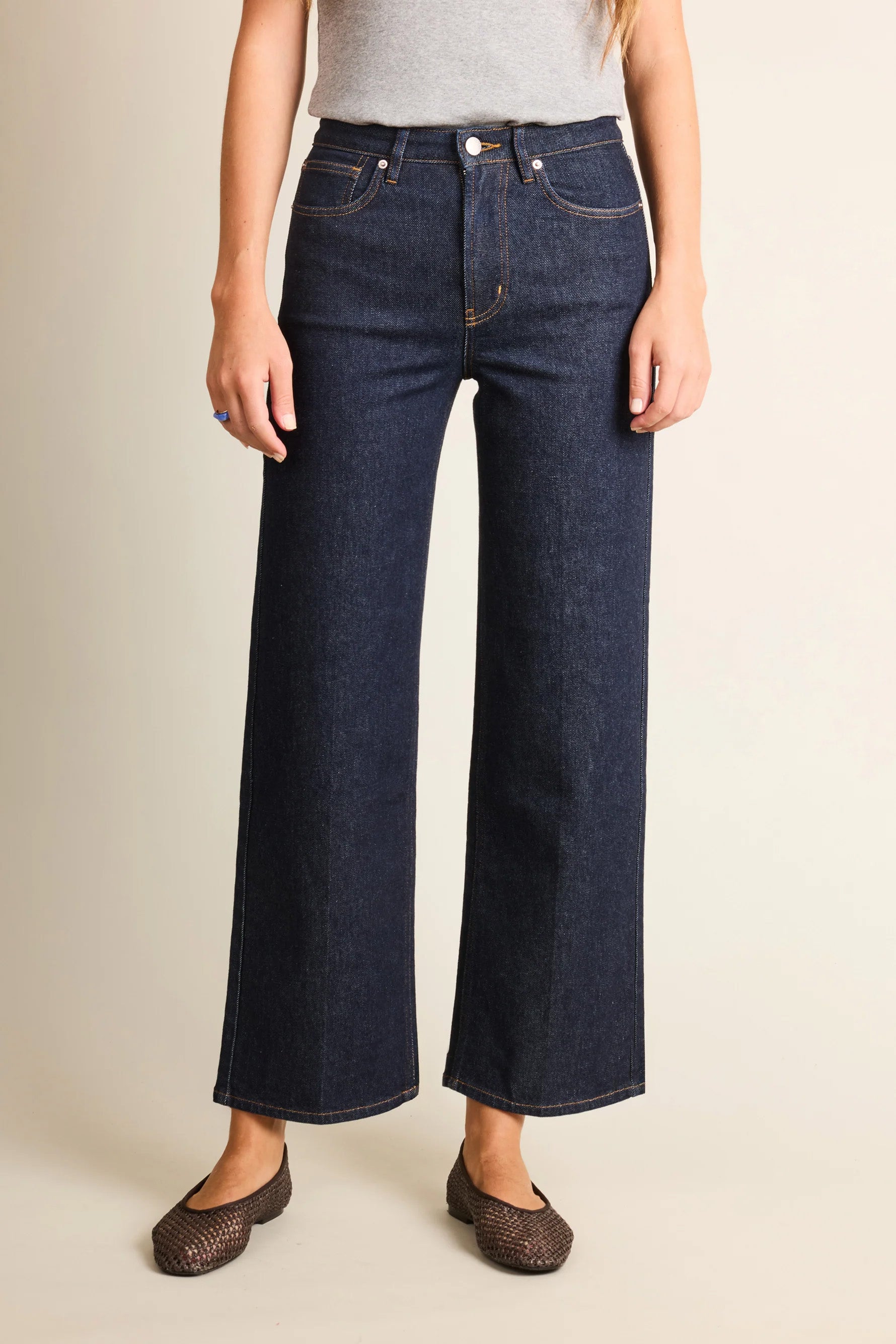 le-pantalon-jean-flare-jean-femme-bleu-coton-recycl image 1