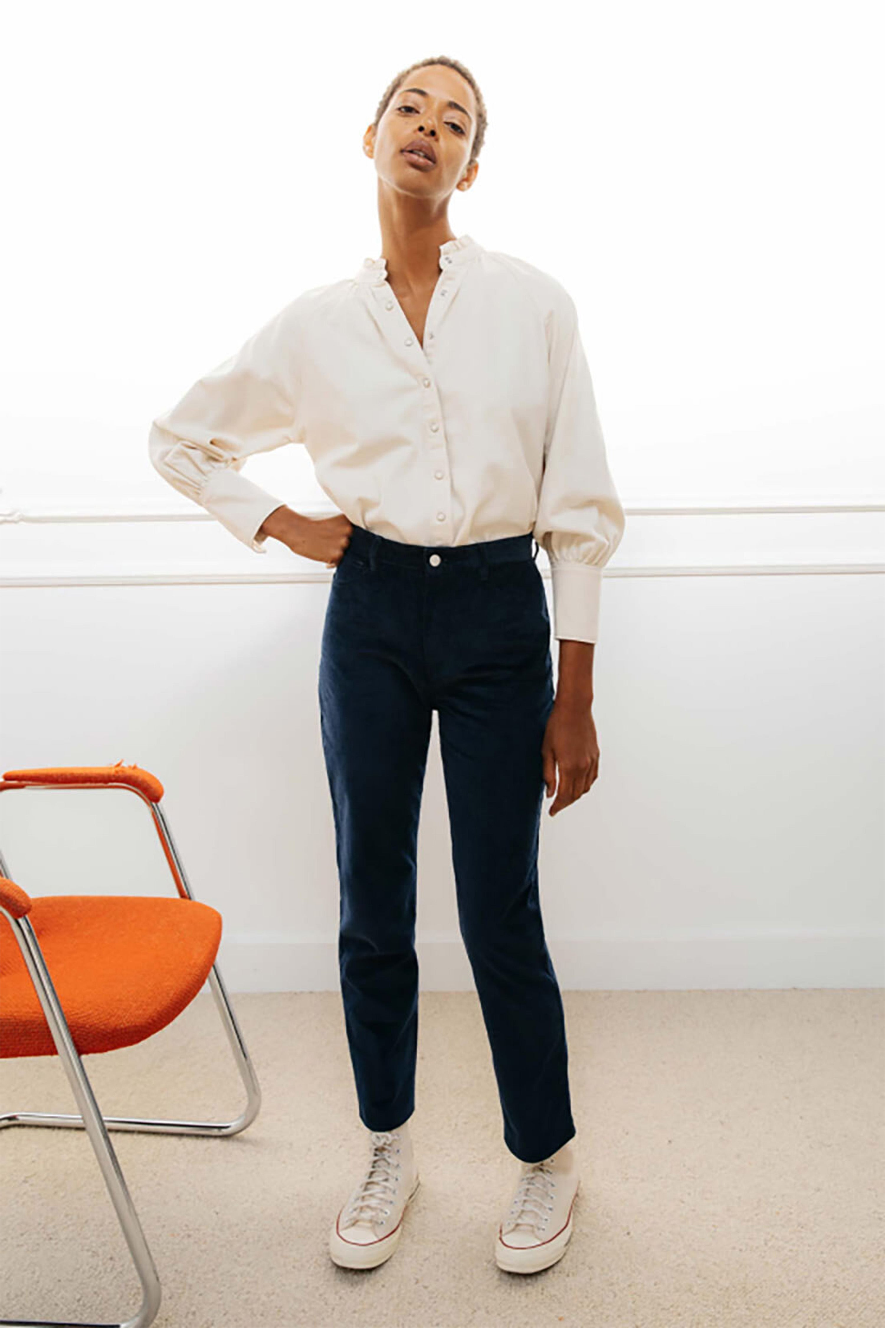 le-pantalon-velours-pantalon-droit-bleu-nuit-taille-haute image 5