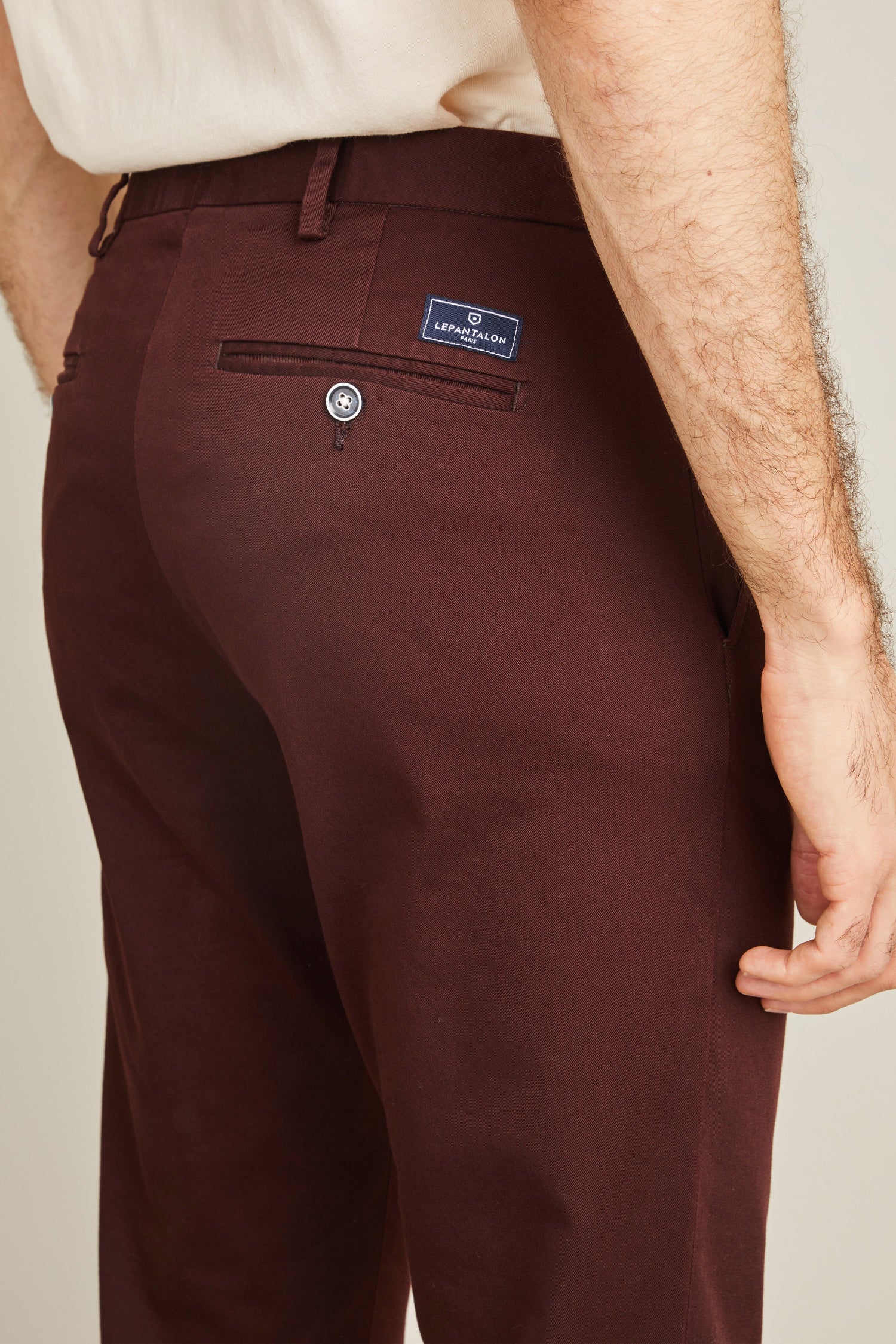 le-pantalon-chinos-homme-chino-lie-de-vin-bordeaux-semi-slim image 7