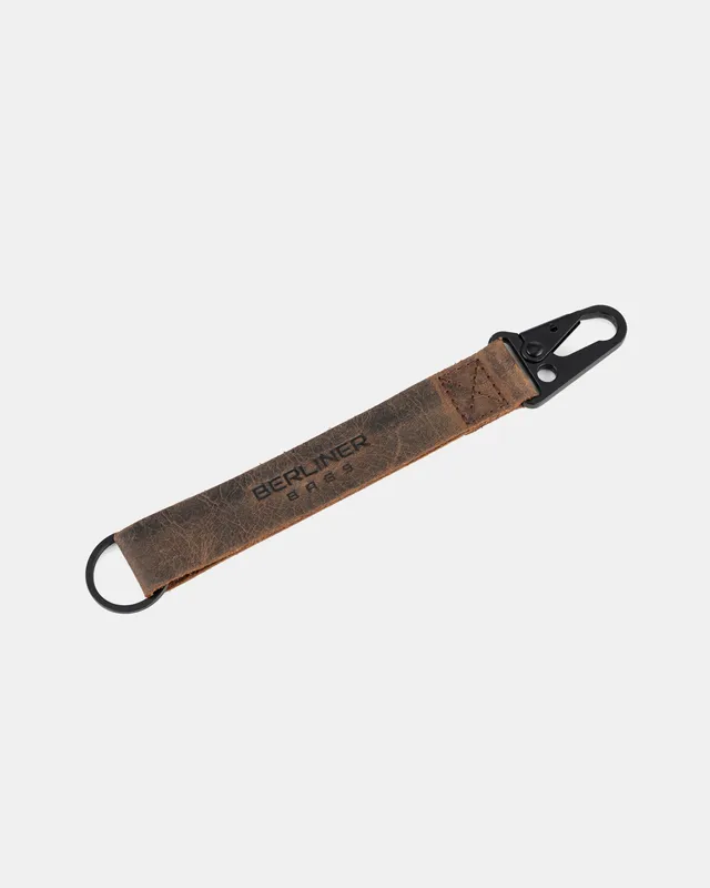 berliner-bags-jan-porte-cl-s-cuir-camel-mousqueton image 1