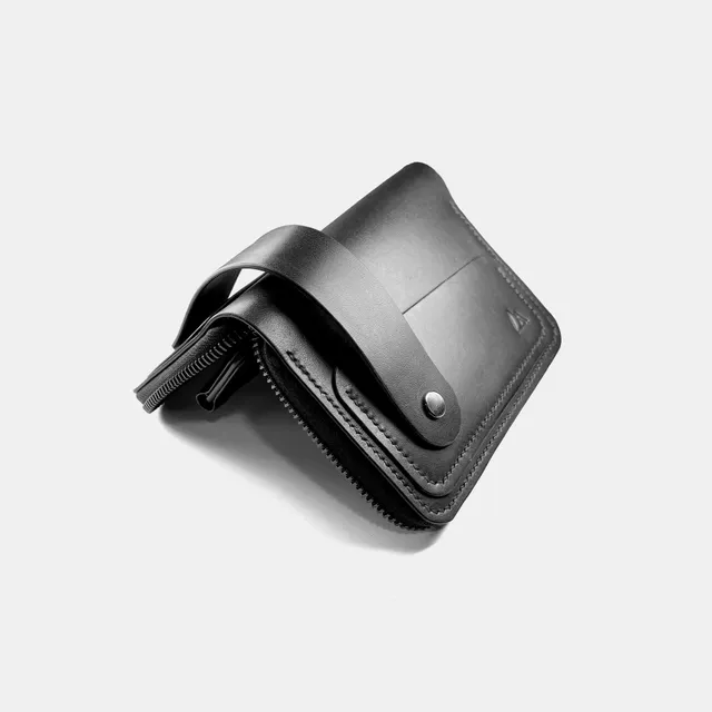 darksails-black-compact-leather-zip-wallet-portefeuille-zip-noir image 1