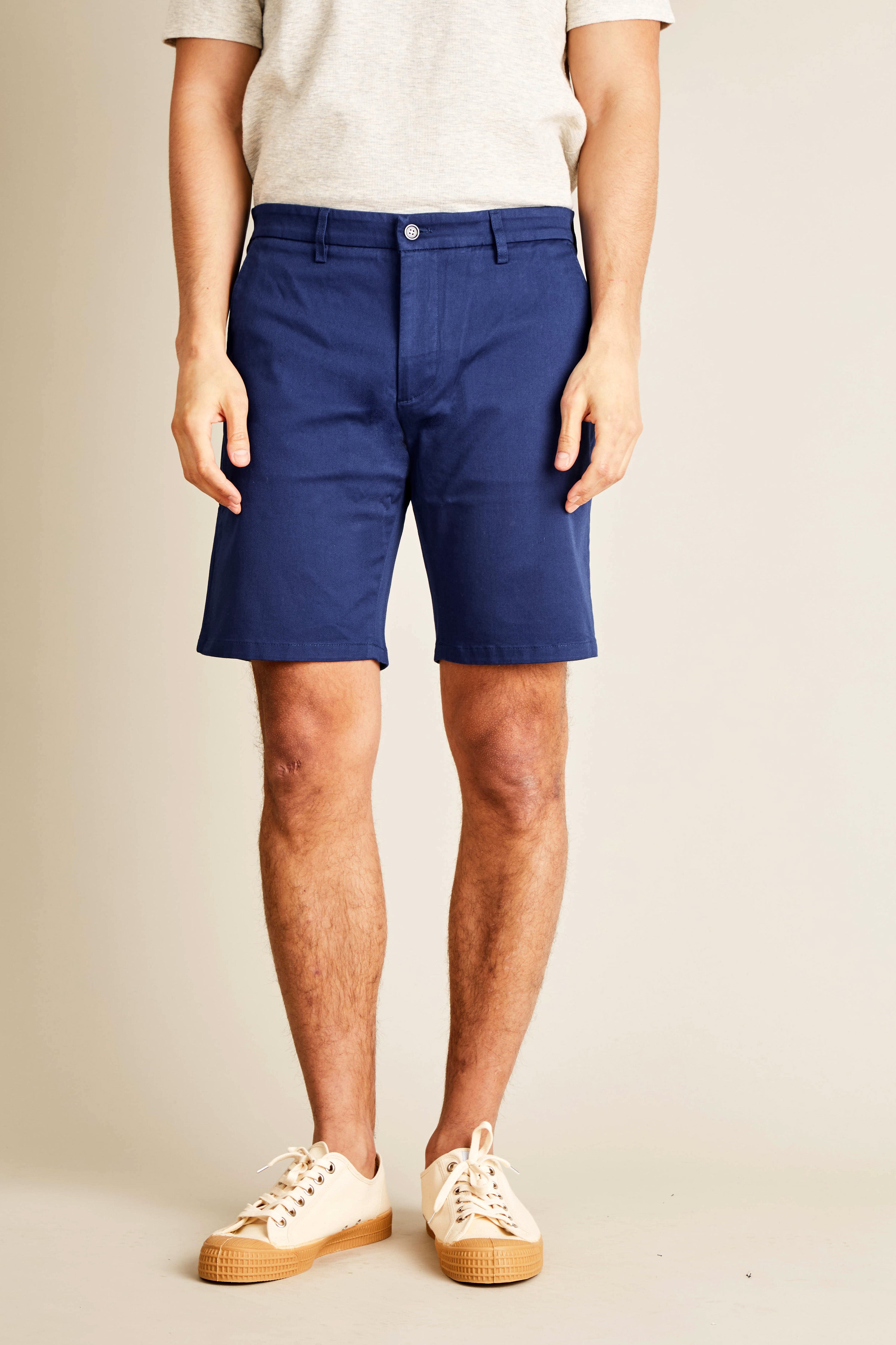 le-pantalon-bermuda-bleu-cobalt-semi-slim-coton image 1