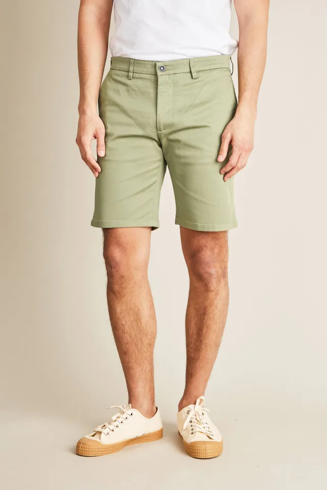 le-pantalon-bermuda-vert-tilleul-short-homme-coton-semi-slim image 1