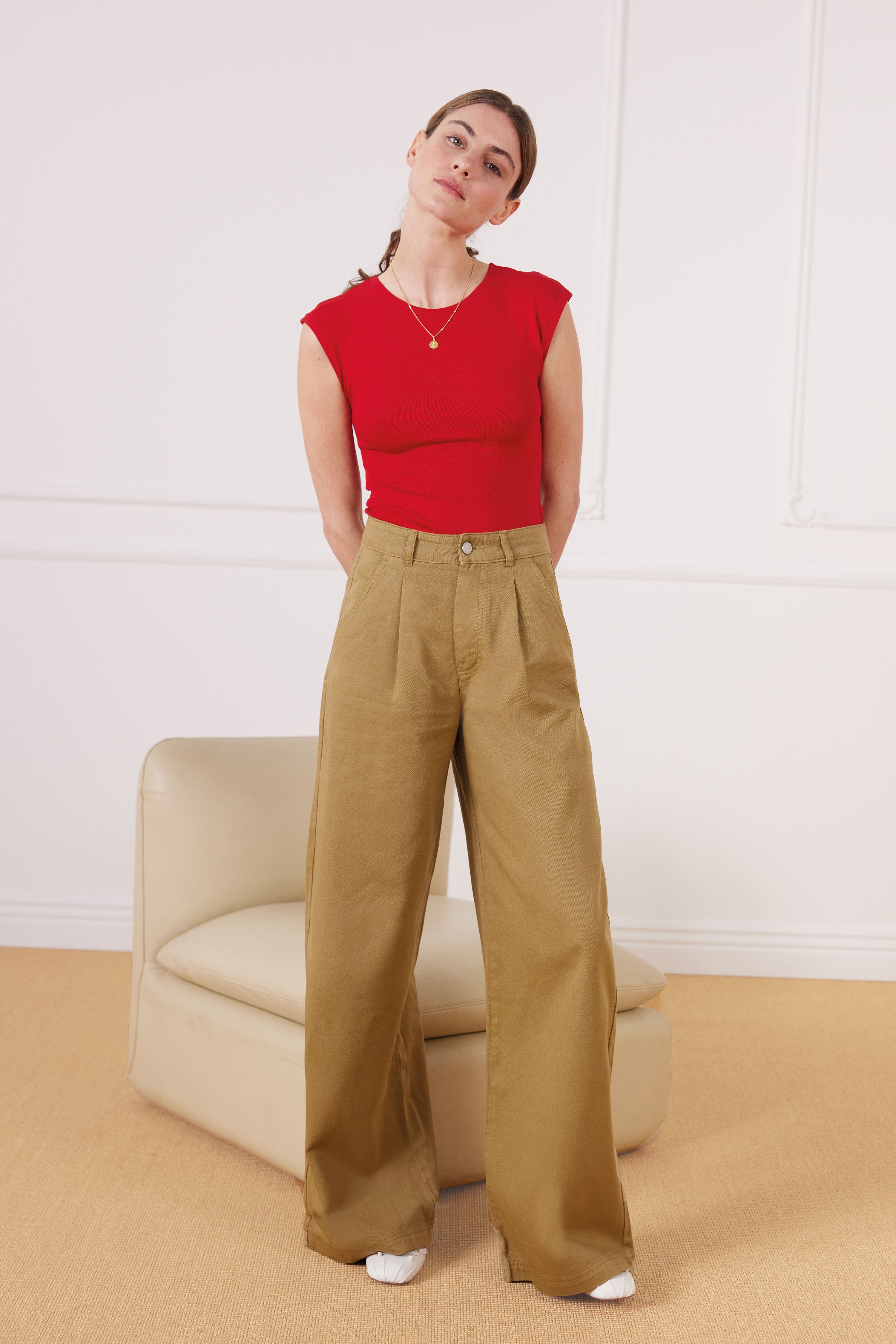 le-pantalon-pinces-beige-fonc-pantalon-coton-large image 1