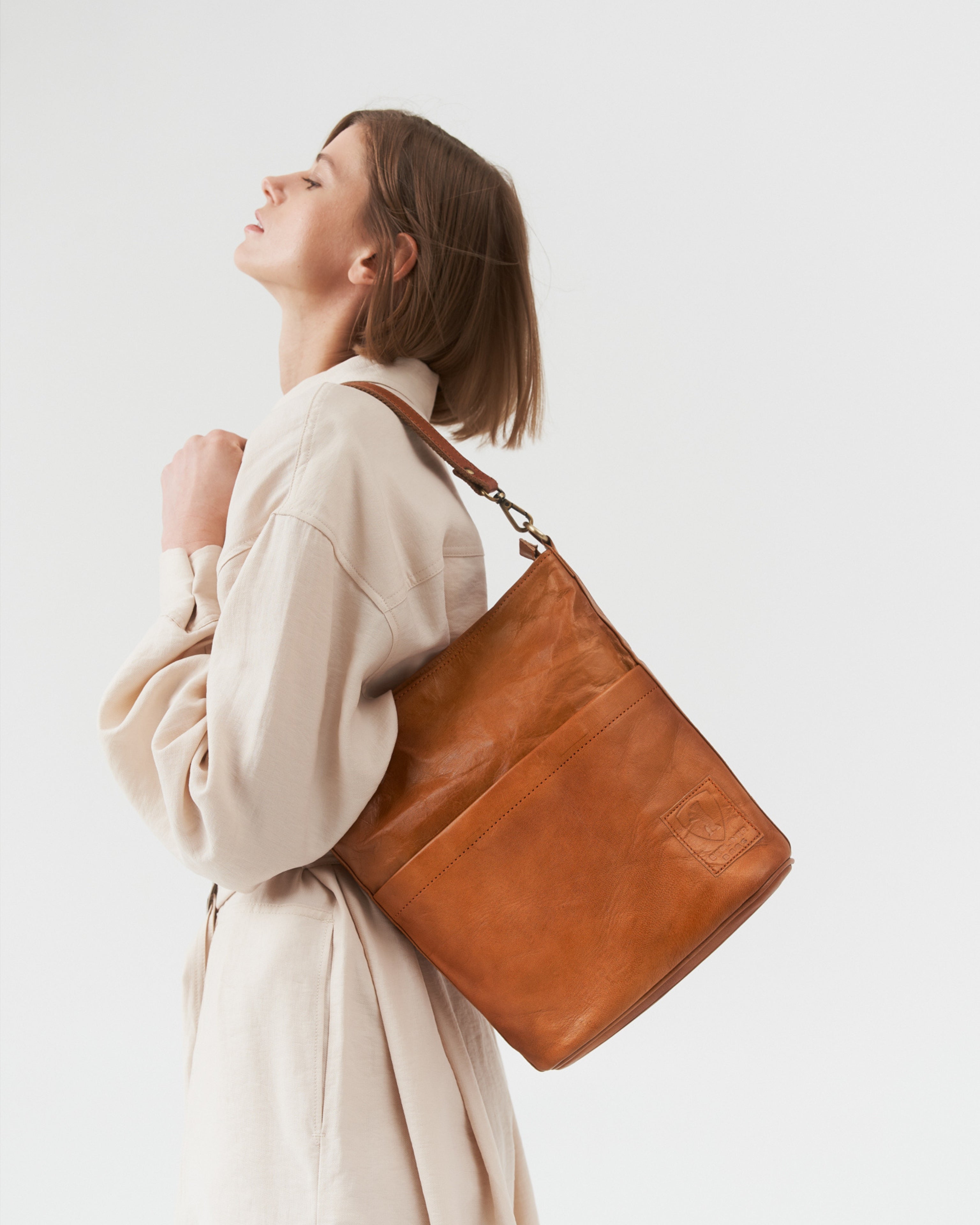 berliner-bags-sofia-sac-seau-marron-vintage-crossbody image 8