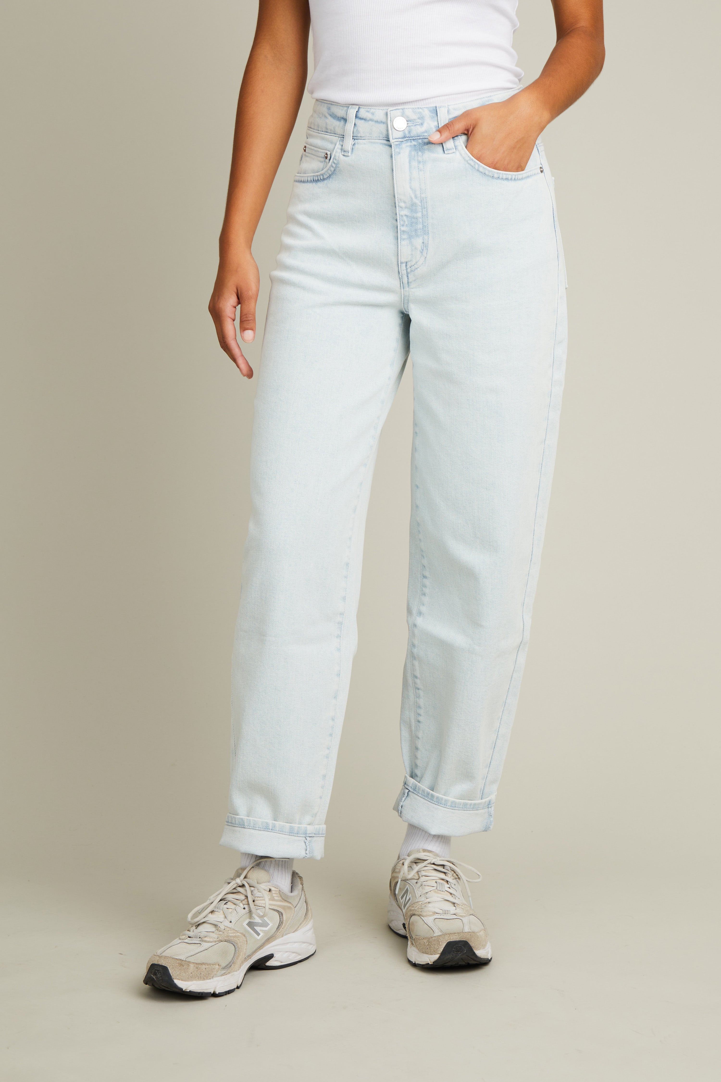 le-pantalon-jean-balloon-jean-femme-ice-blue-coupe-large image 7