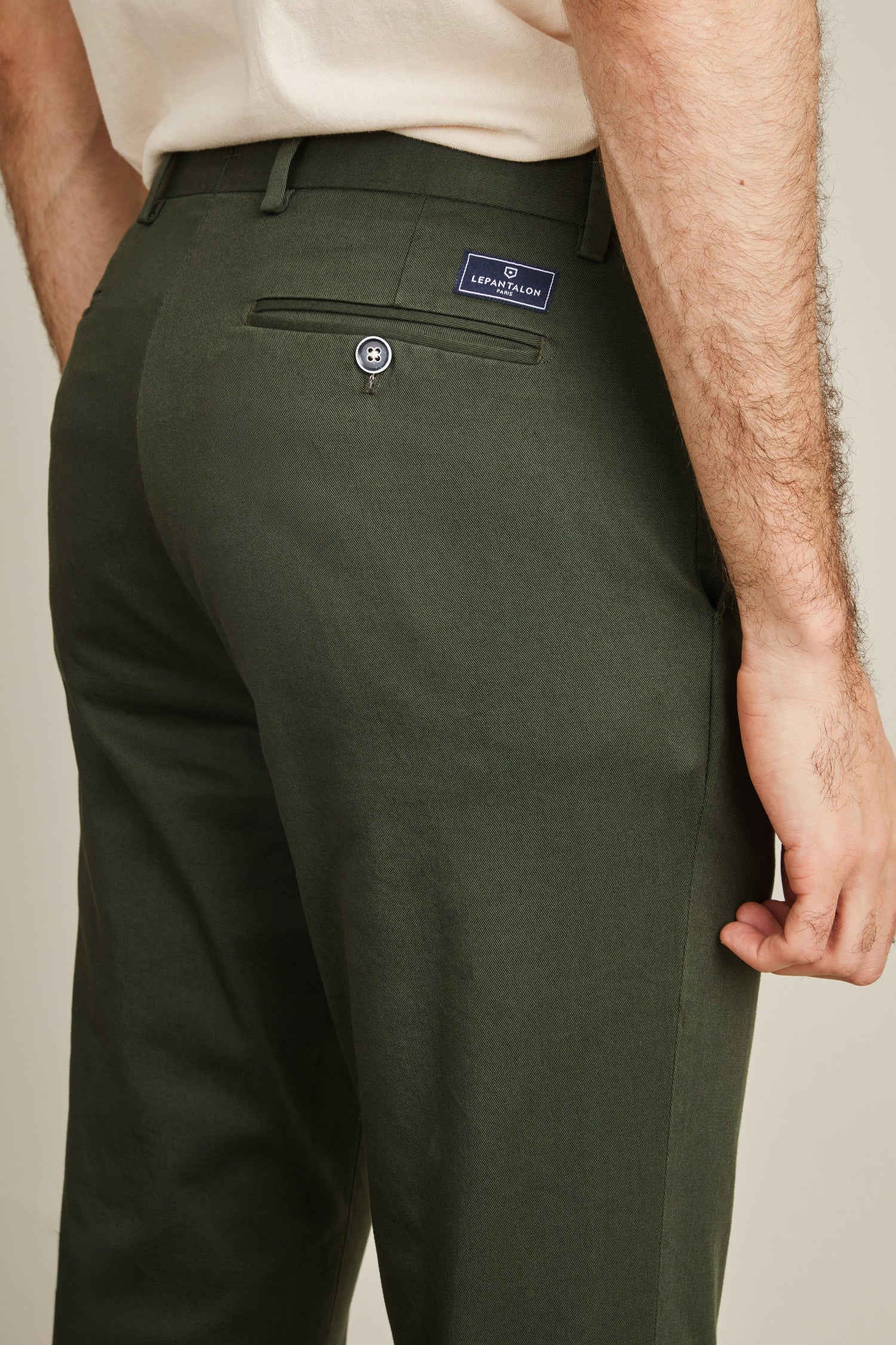 le-pantalon-chino-vert-sapin-pantalon-chino-homme-coton-stretch image 7