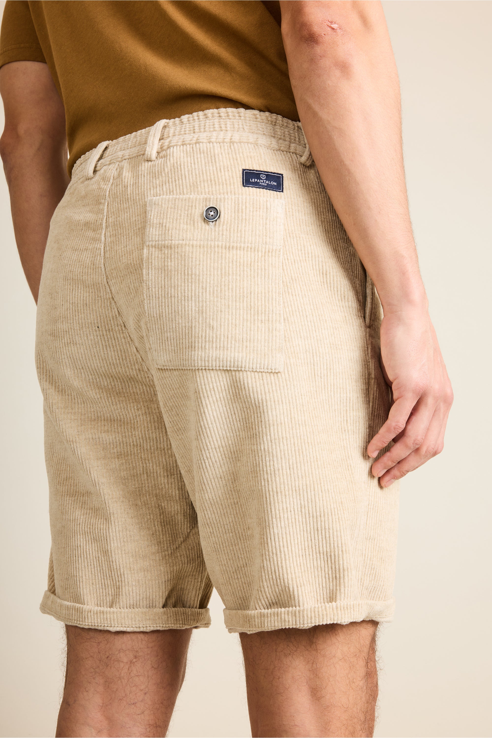 le-pantalon-bermudas-homme-bermuda-velours-ecru-ete image 6