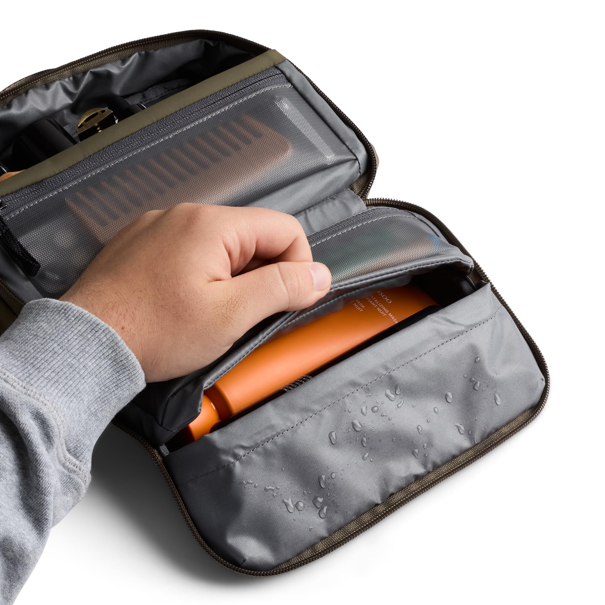 bellroy-hanging-toiletry-kit-trousse-de-toilette-3l-seakelp-crochet image 5