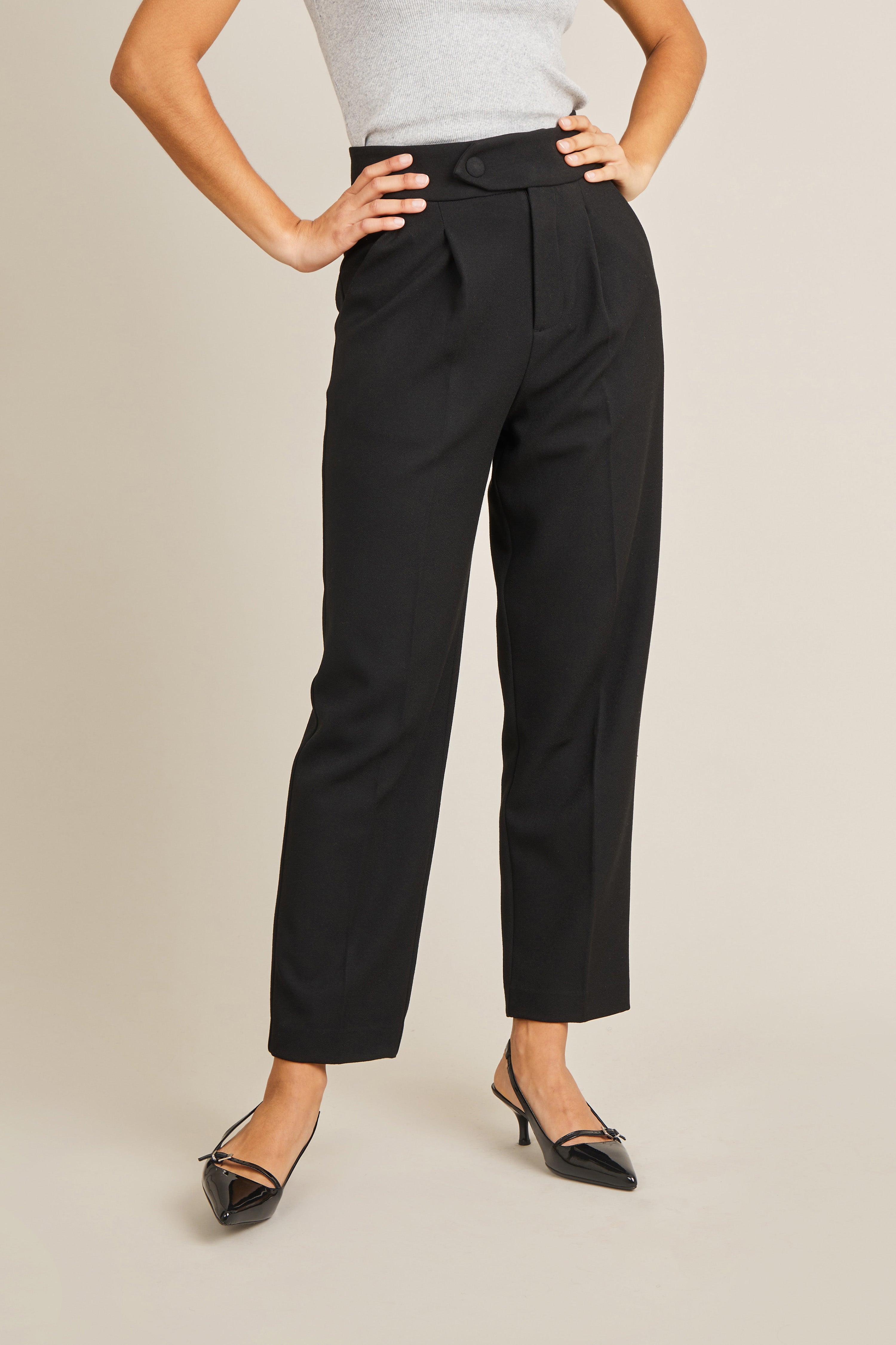 le-pantalon-pinces-pantalon-cigarette-cr-pe-noir-taille-haute image 4
