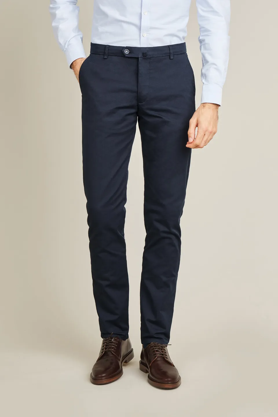 le-pantalon-chinos-homme-chino-bleu-marine-semi-slim image 1
