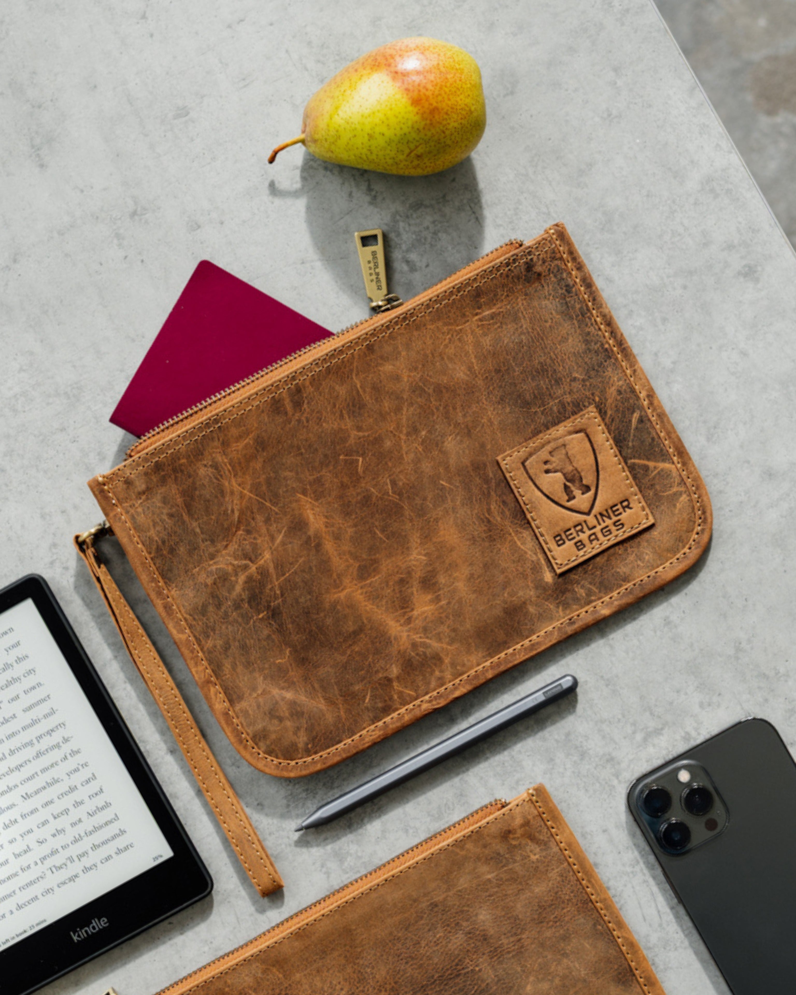 berliner-bags-theo-pochette-documents-cuir-noyer-m-bureau image 2