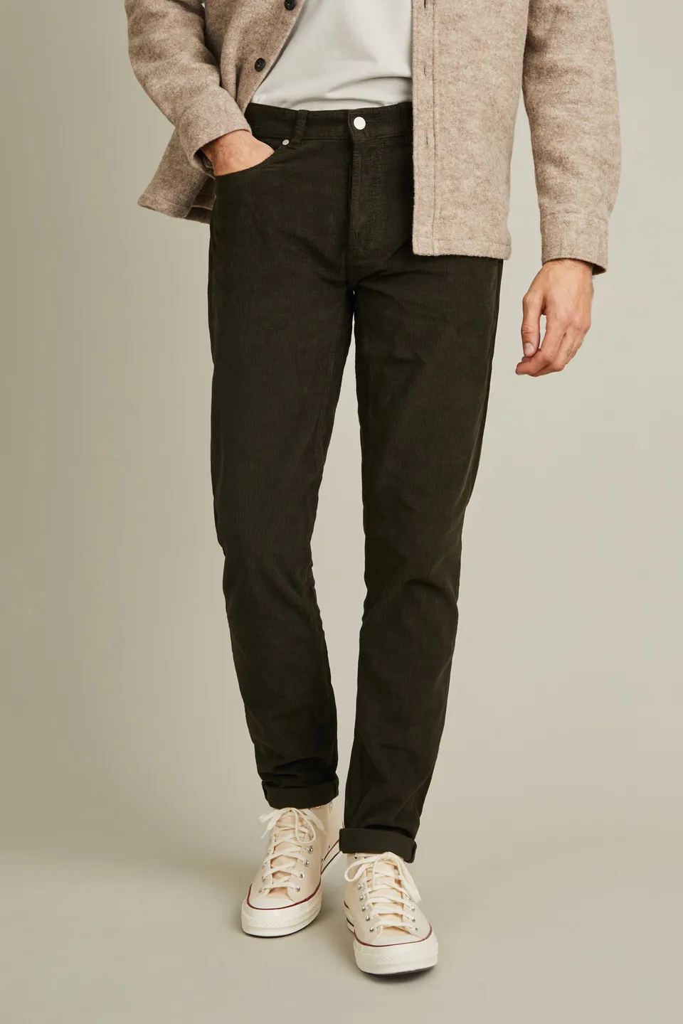 le-pantalon-5-poches-velours-kaki-pantalon-homme-coton image 1