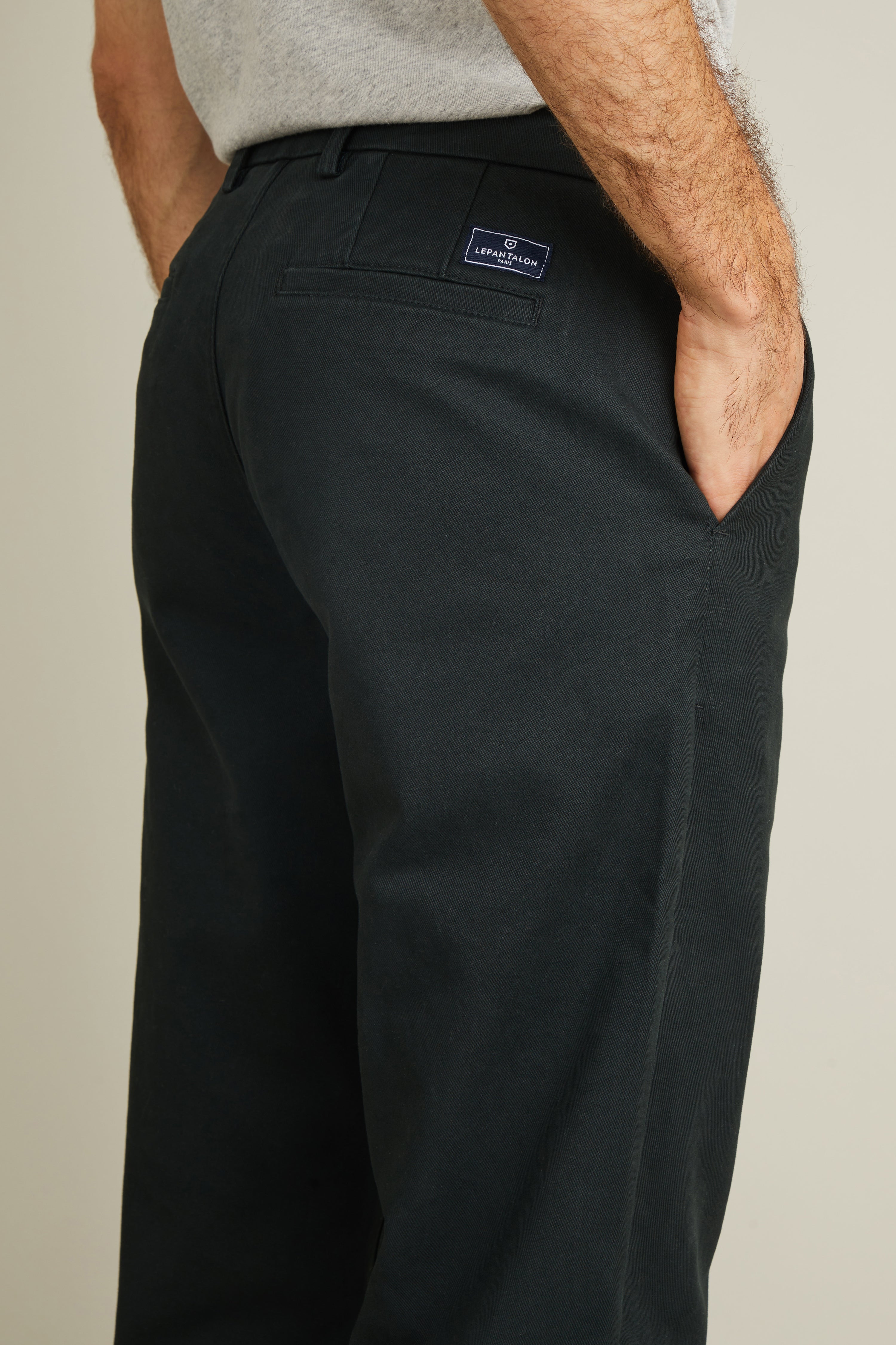 le-pantalon-chino-droit-vert-anglais-pantalon-coton-coupe-droite image 2