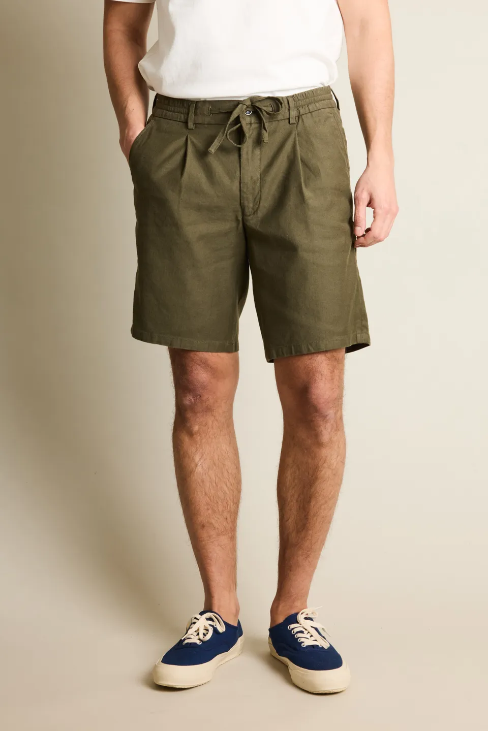le-pantalon-bermudas-homme-bermuda-coton-lin-kaki-fonc-respirant image 1