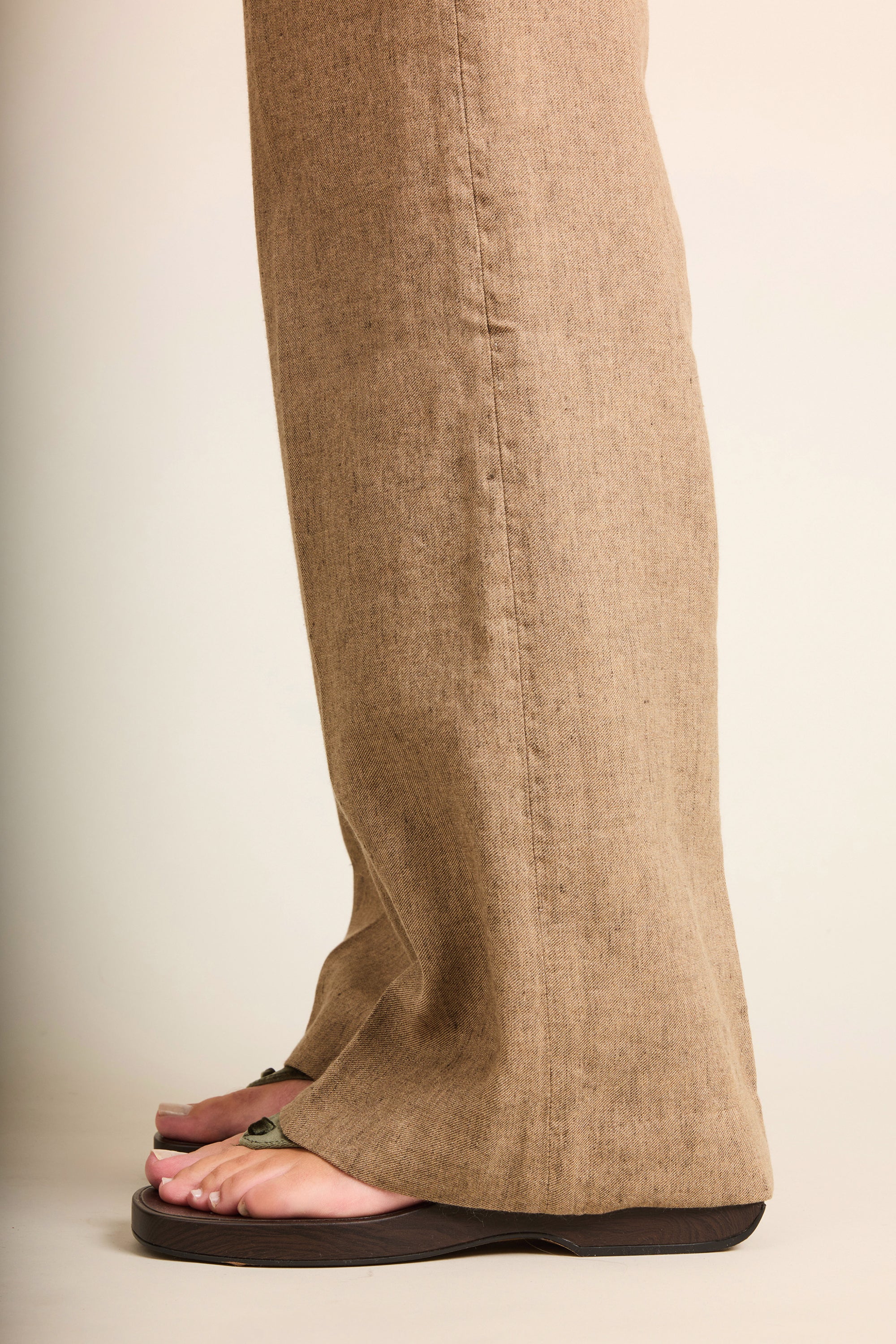 le-pantalon-pantalons-femme-wideleg-marron-clair-lin-l-ger image 7