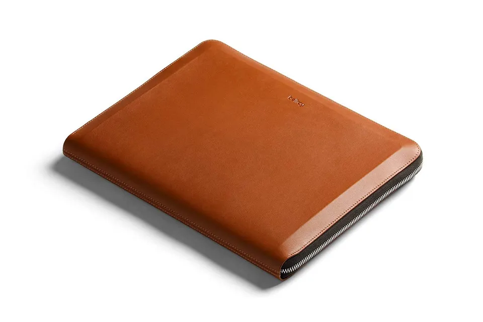 bellroy-tech-folio-portfolio-cuir-caramel-housse-laptop-13 image 1
