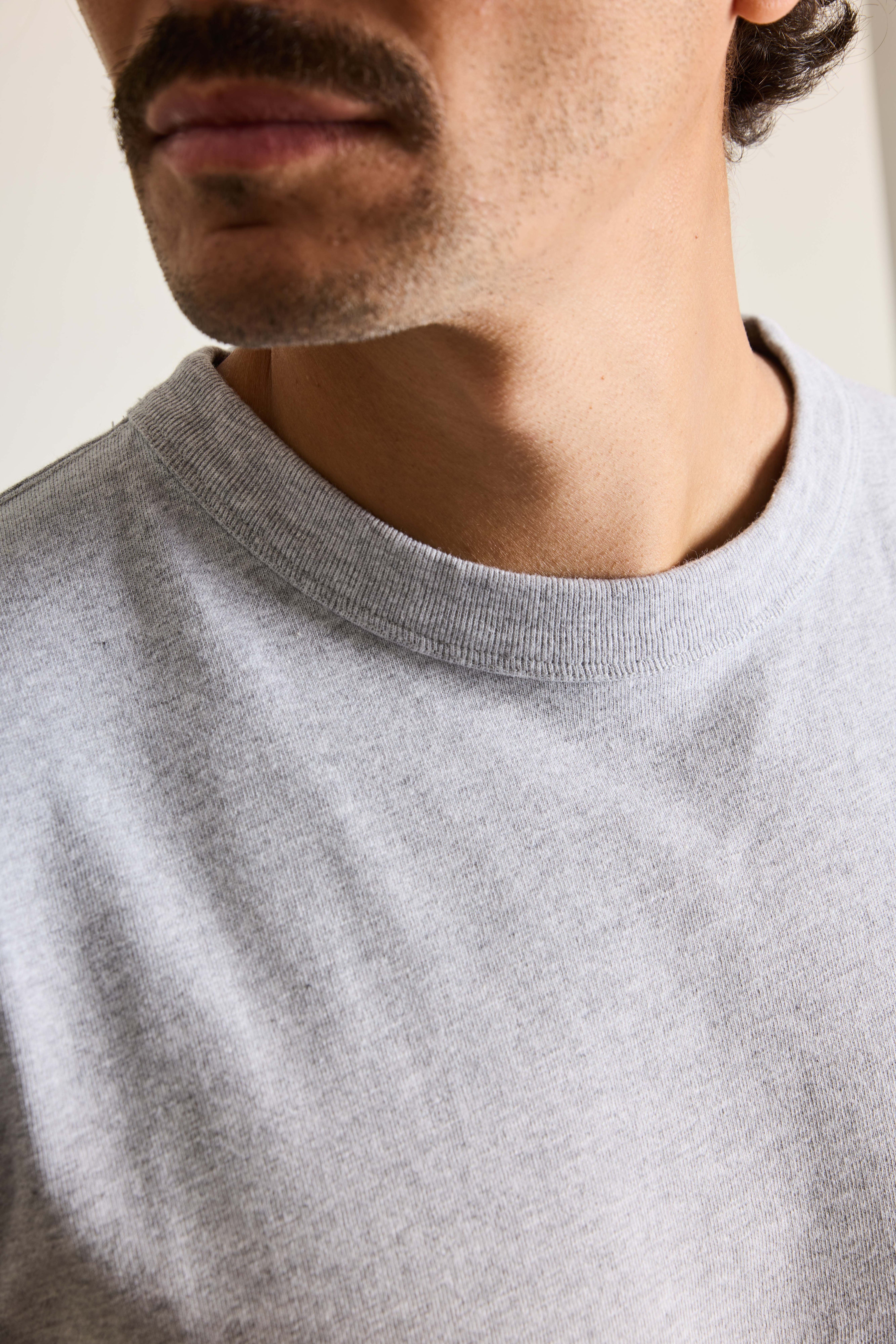 le-pantalon-t-shirts-homme-coton-pais-gris-chin-300g image 2