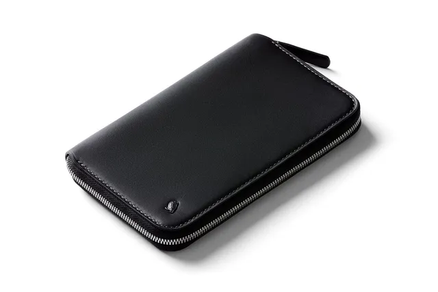 bellroy-travel-folio-pochette-voyage-cuir-noir-2-passeports-rfid image 1