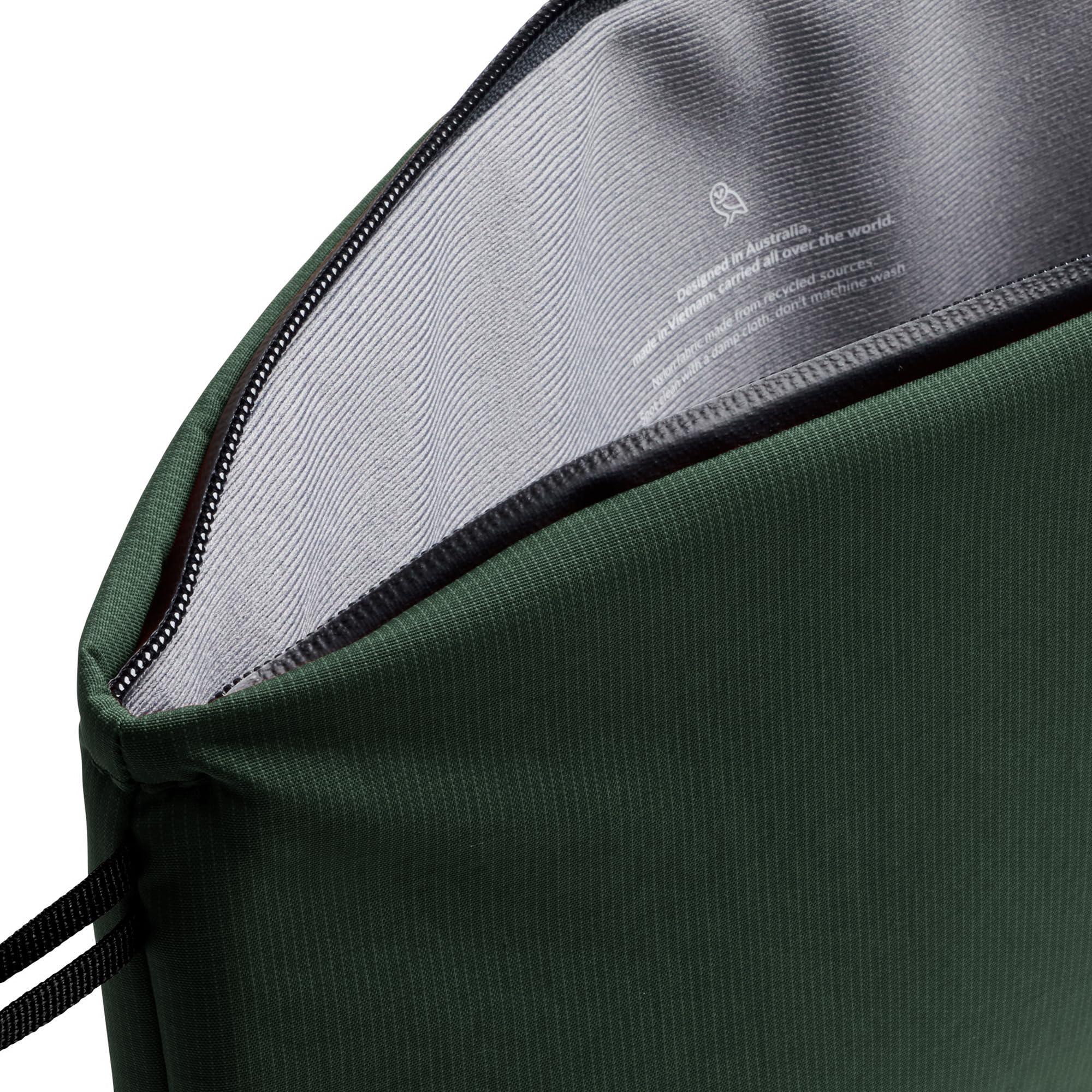 bellroy-lite-laptop-sleeve-housse-14-pouces-spruce-recycl-e image 4