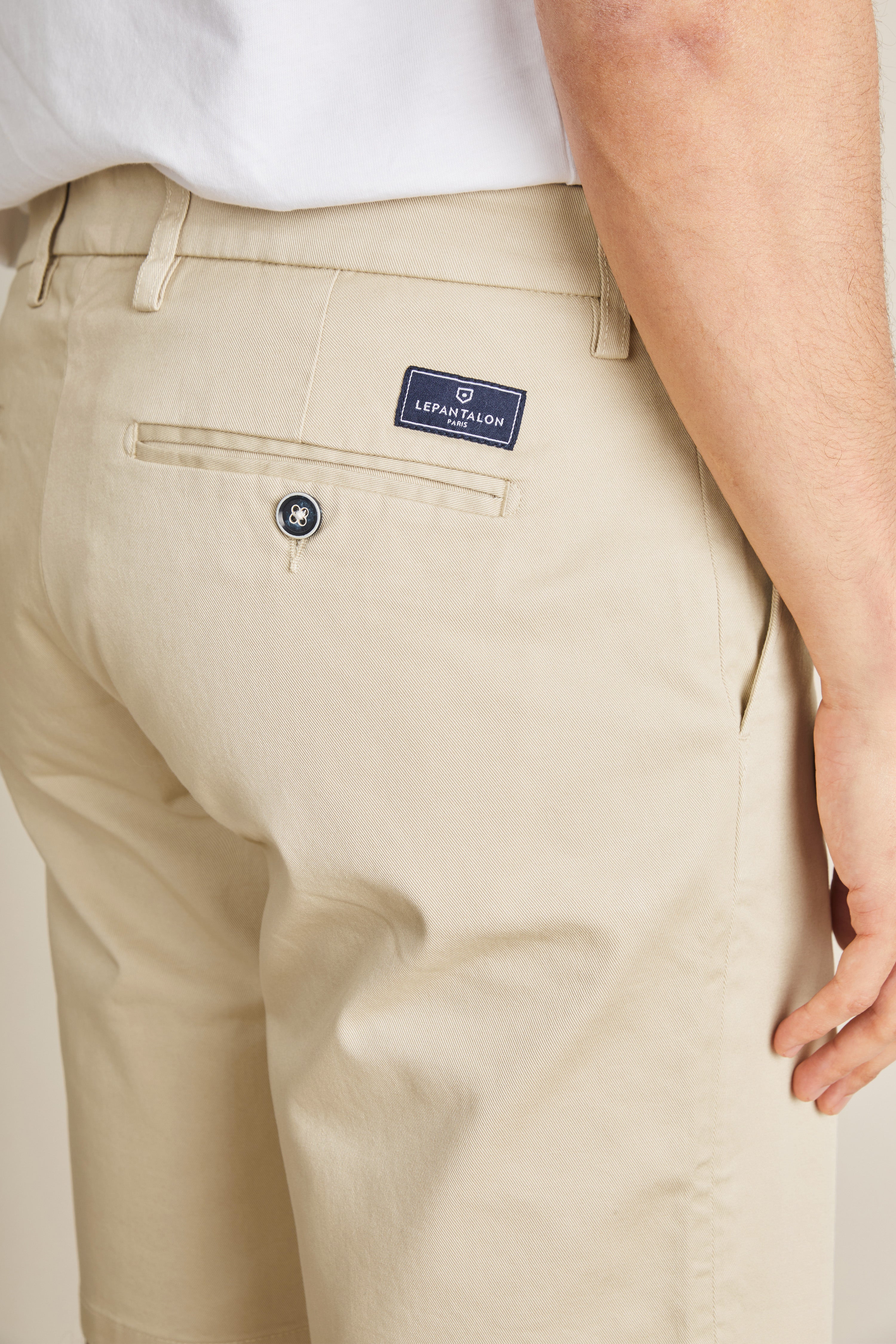 le-pantalon-bermuda-beige-clair-homme-coton image 3